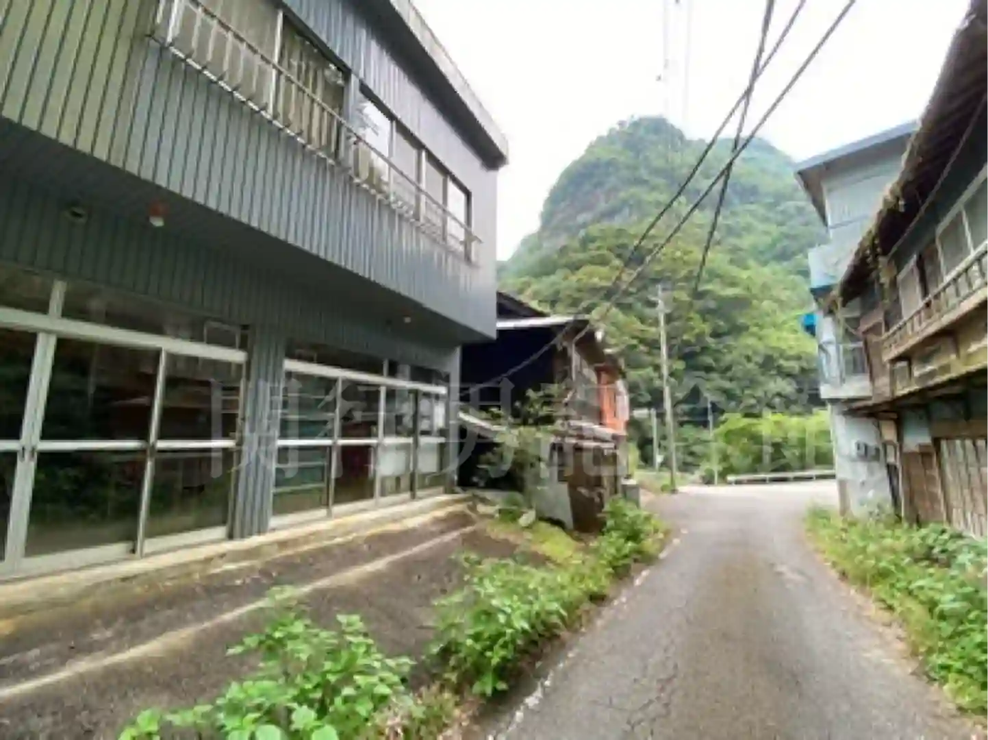 石鎚村の入口