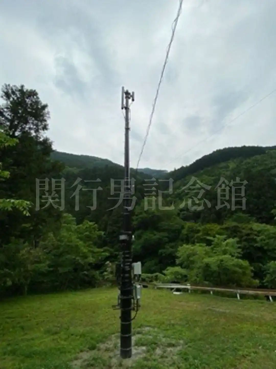 設置したての携帯電話基地局